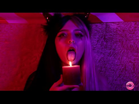 ❤️ Lidenskabeligt blowjob fra sexet succubus med mundfylde ❤️ Kvalitets porno at da.xsexshop.ru ❤