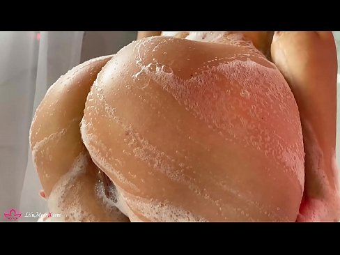 ❤️ Brunette onanerer fisse med vibrator til intens orgasme i brusebad ❤️ Kvalitets porno at da.xsexshop.ru ❤
